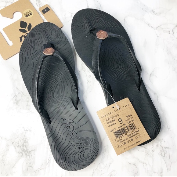 Reef | Shoes | Reef Zen Love Nwt Flip Flops Black Sandals | Poshmark